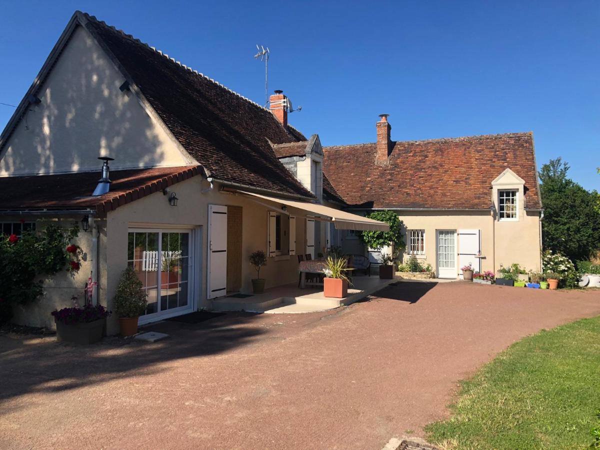 La Petite Jucherie Saint-Hippolyte  Exterior foto